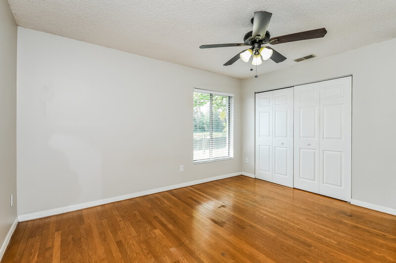 2,140/Mo, 11389 Darlington Dr Orlando, FL 32837 Main Bedroom View