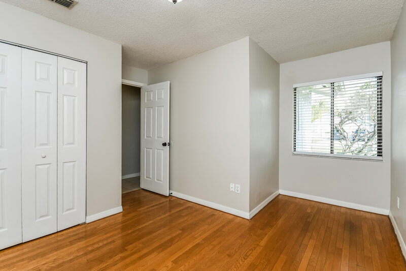 2,140/Mo, 11389 Darlington Dr Orlando, FL 32837 Bedroom View