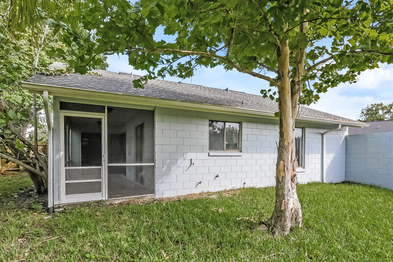 2,140/Mo, 11389 Darlington Dr Orlando, FL 32837 Rear View