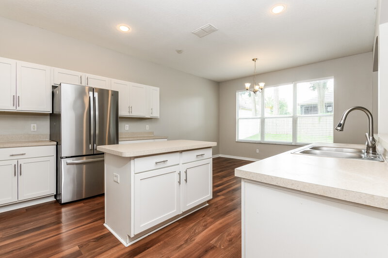 3,530/Mo, 2083 Casaba Cove Avenue Ocoee, FL 34761 Kitchen View 2