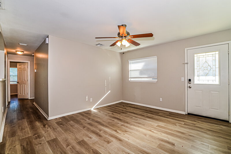 1,580/Mo, 218 Woodmere Blvd Sanford, FL 32773 Living Room View