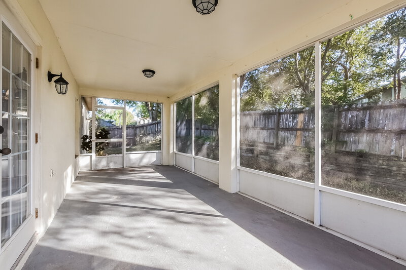 2,340/Mo, 936 Welch Hill Circle Apopka, FL 32712 Sun Room View