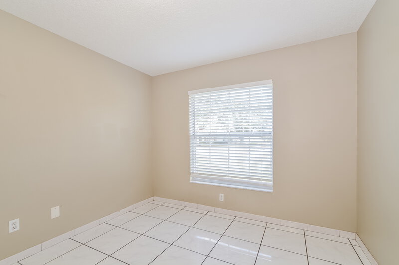2,295/Mo, 5070 Red Bay Drive Orlando, FL 32829 Bedroom View 4