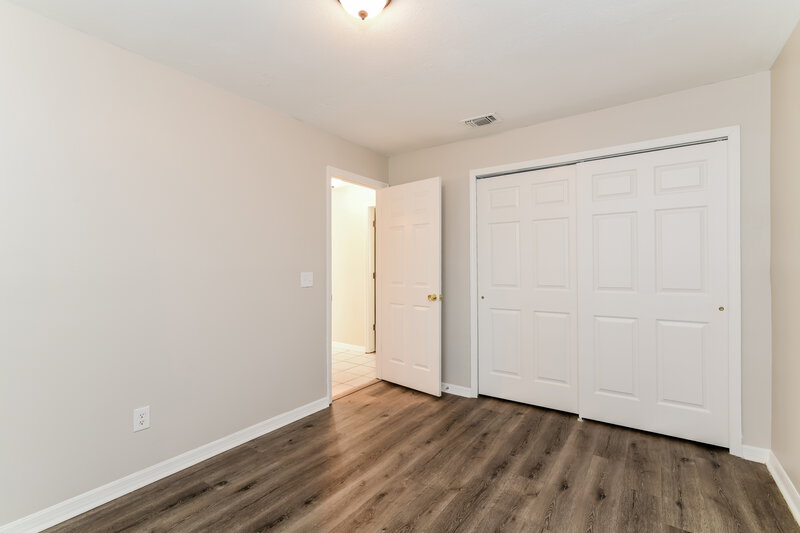 2,225/Mo, 724 Iowa Woods Cir E Orlando, FL 32824 Bedroom View 2