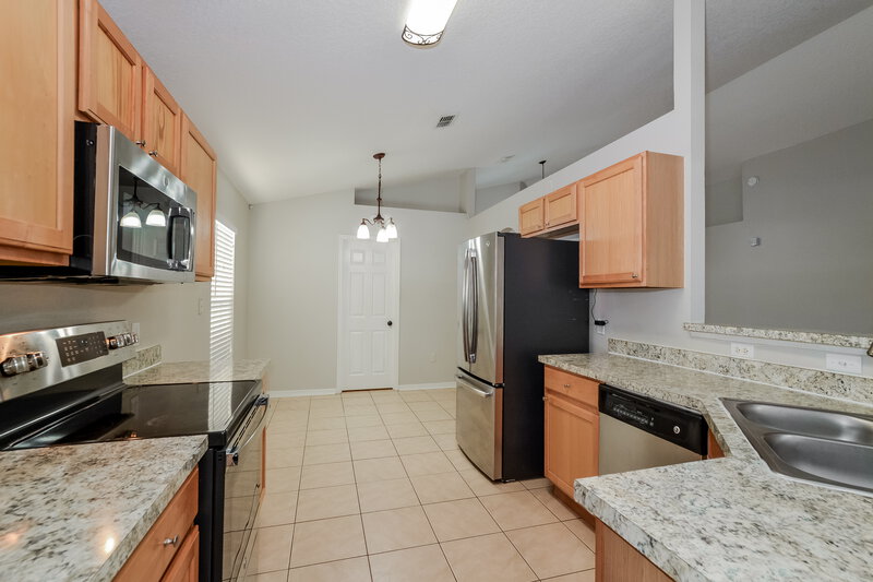 1,965/Mo, 4650 Salamander Street Saint Cloud, FL 34772 Kitchen View