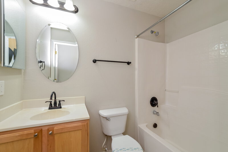 1,965/Mo, 4650 Salamander Street Saint Cloud, FL 34772 Bathroom View