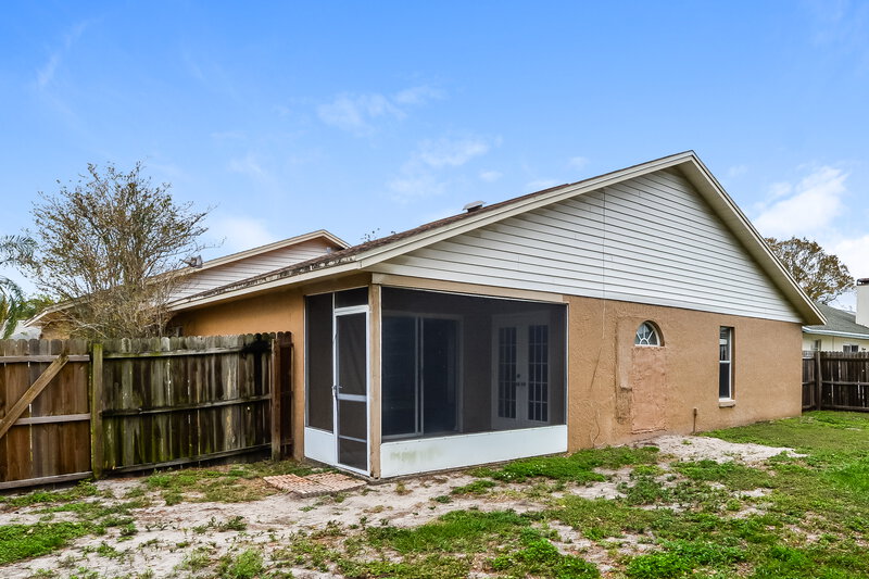 1,970/Mo, 211 Kingshill Court SE Winter Haven, FL 33884 Rear View 2