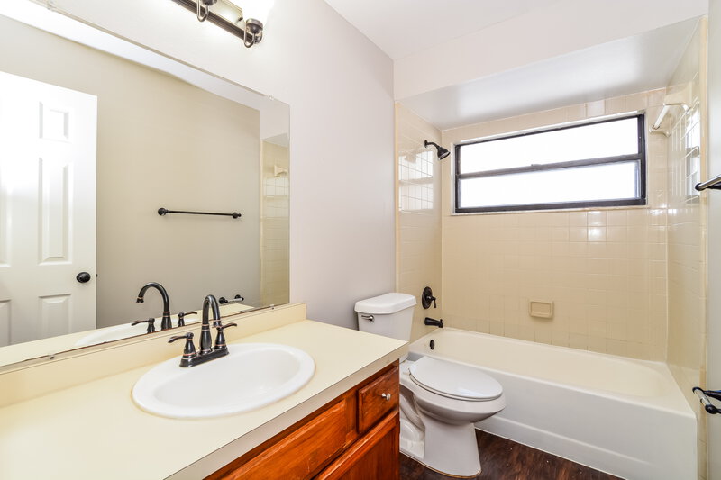 2,195/Mo, 2929 Mill Run Boulevard Kissimmee, FL 34744 Bathroom View