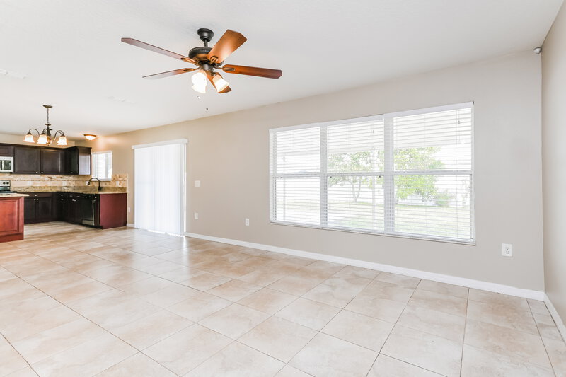 2,475/Mo, 4705 Willoughby St Kissimmee, FL 34758 Family Room View