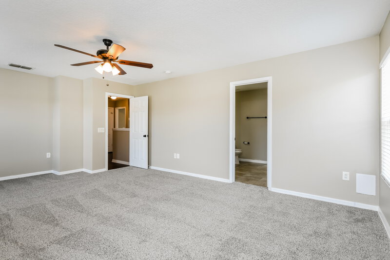 2,475/Mo, 4705 Willoughby St Kissimmee, FL 34758 Main Bedroom View 2