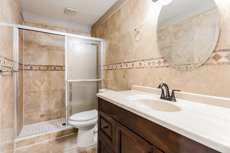 2,475/Mo, 4705 Willoughby St Kissimmee, FL 34758 Bathroom View