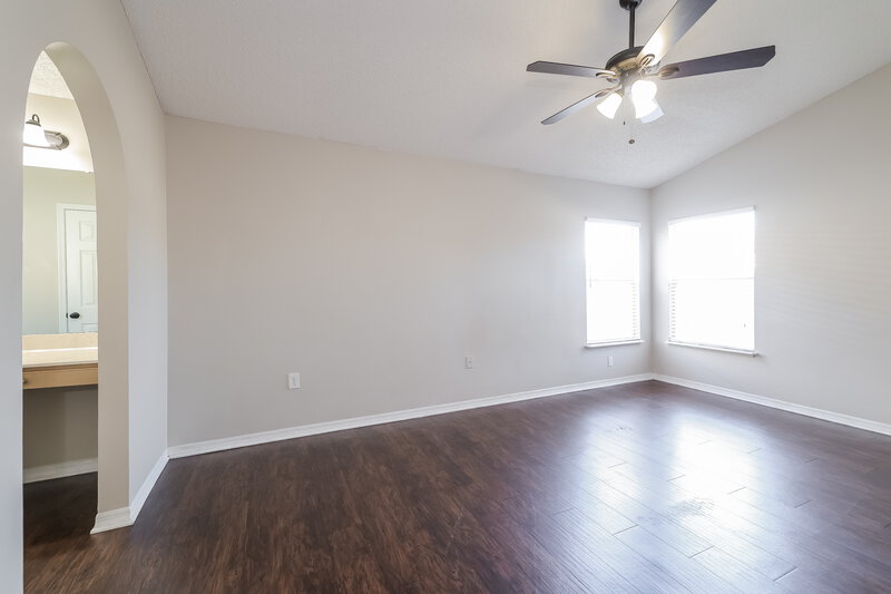 2,185/Mo, 931 Rivecon Ave Orlando, FL 32825 Main Bedroom View