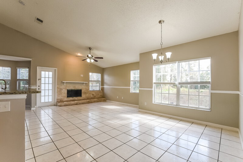 2,095/Mo, 593 Brightview Drive Lake Mary, FL 32746 Dining Room View 2