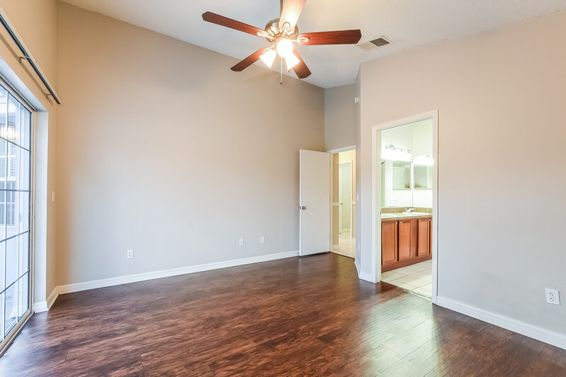 2,095/Mo, 593 Brightview Drive Lake Mary, FL 32746 Main Bedroom View 2