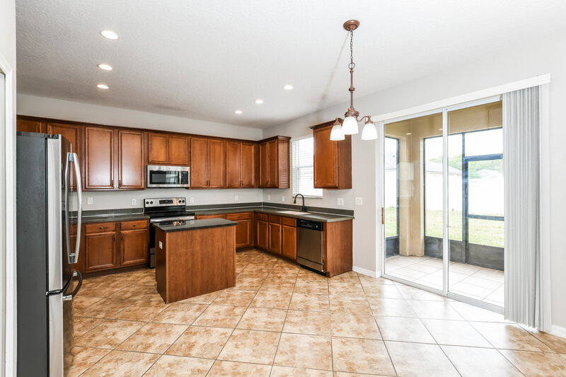 2,175/Mo, 2649 Eagle Canyon Dr N Kissimmee, FL 34746 Kitchen View