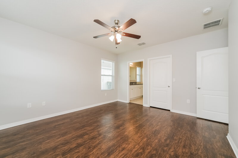 2,400/Mo, 1883 Green Dragon Drive Saint Cloud, FL 34771 Main Bedroom View 2