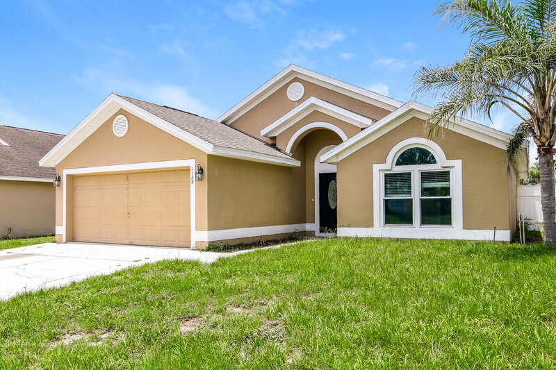 2,070/Mo, 1129 Pinedale Drive Davenport, FL 33897 Front View