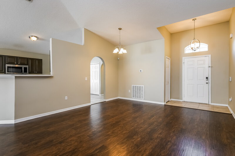 1,885/Mo, 448 Hammerstone Ave Haines City, FL 33844 Living Room View 2