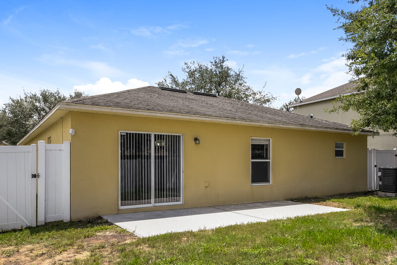 1,885/Mo, 448 Hammerstone Ave Haines City, FL 33844 Rear View