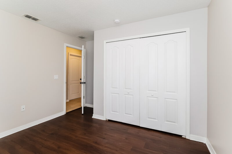 2,250/Mo, 2117 The Oaks Boulevard Kissimmee, FL 34746 Bedroom View