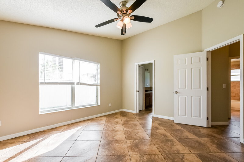 2,090/Mo, 165 Burnsed Place Oviedo, FL 32765 Main Bedroom View