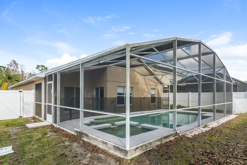 2,205/Mo, 572 Eagle Pointe S Kissimmee, FL 34746 Rear View