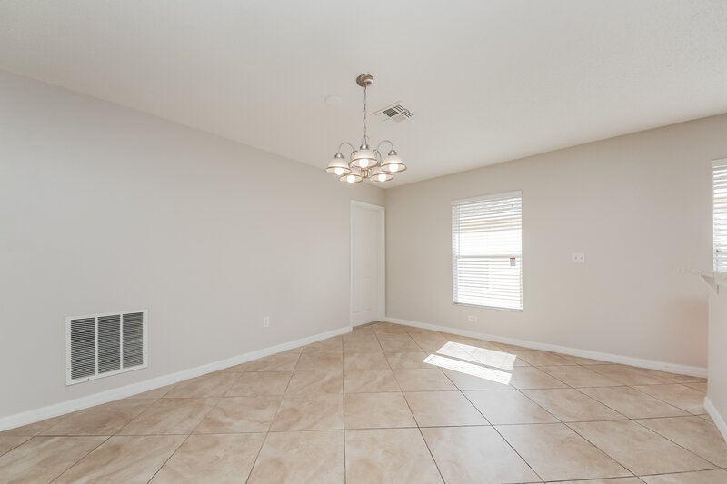 2,365/Mo, 211 Owenshire Circle Kissimmee, FL 34744 Dining Room View