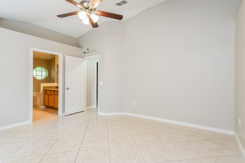 3,290/Mo, 2989 Elbib Drive Saint Cloud, FL 34772 Main Bedroom View 2