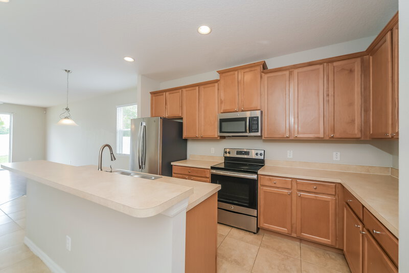 2,230/Mo, 2606 Corsini Lane Kissimmee, FL 34746 Kitchen View