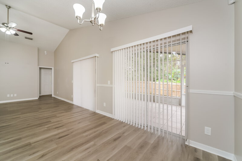 2,330/Mo, 1077 Brielle Court Oviedo, FL 32765 Dining Room View 3