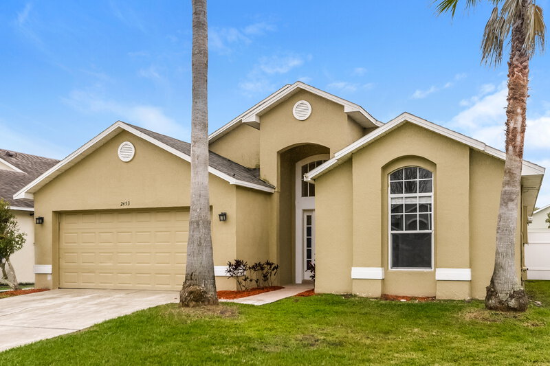 2,130/Mo, 2453 Shelby Cir Kissimmee, FL 34743 Front View