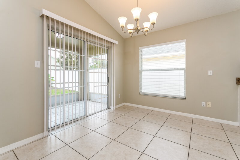 2,130/Mo, 2453 Shelby Cir Kissimmee, FL 34743 Dining Room View