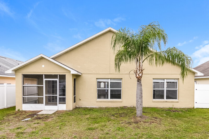 2,130/Mo, 2453 Shelby Cir Kissimmee, FL 34743 Rear View