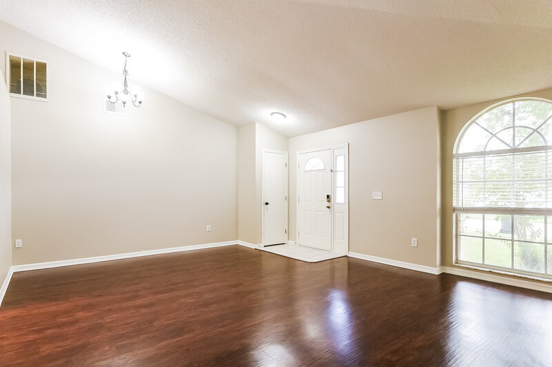 2,375/Mo, 12609 Whiterapids Drive Orlando, FL 32828 Living Room View 3