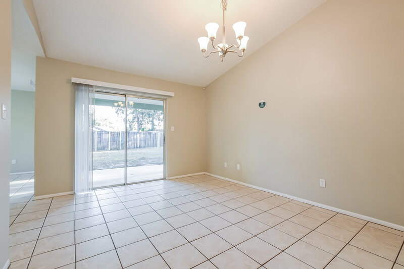 2,950/Mo, 1335 Alfonzo Cir Winter Springs, FL 32708 Dining Room View 2
