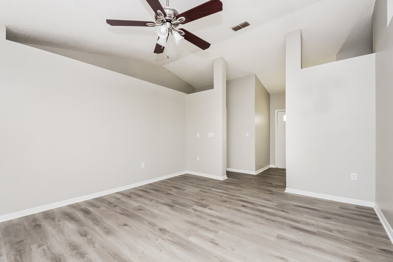 1,940/Mo, 613 Deauville Court Kissimmee, FL 34758 Living Room View 2