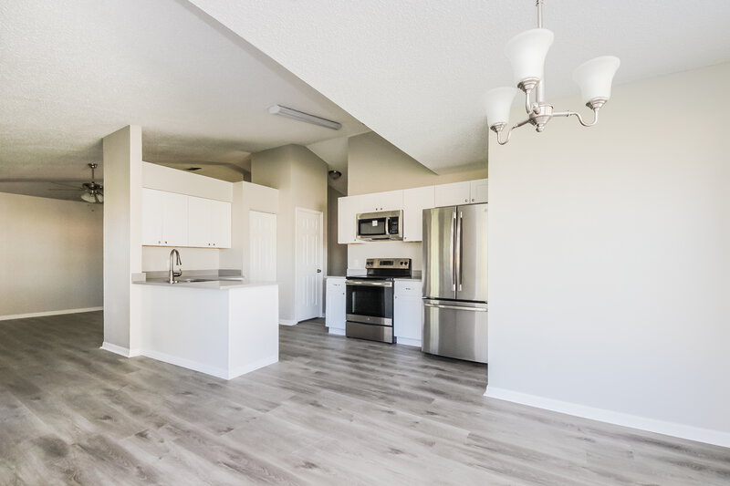 1,940/Mo, 613 Deauville Court Kissimmee, FL 34758 Dining Room View