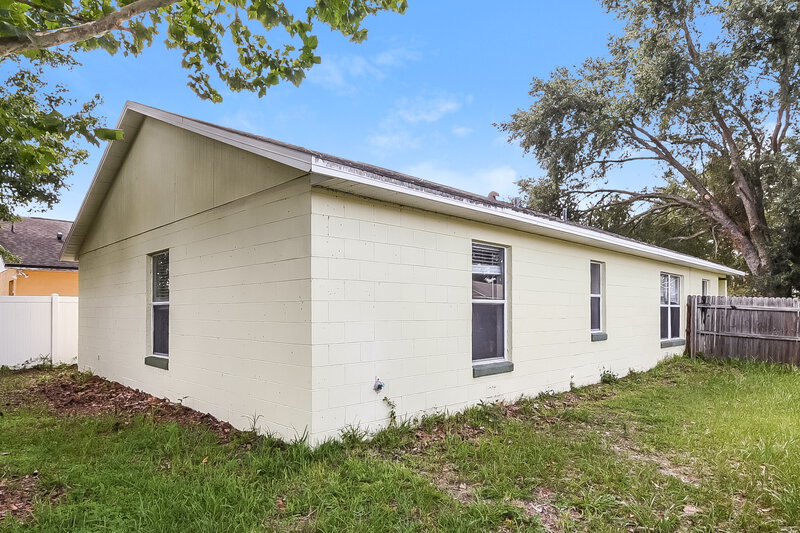 2,215/Mo, 145 Burnsed Place Oviedo, FL 32765 Rear View