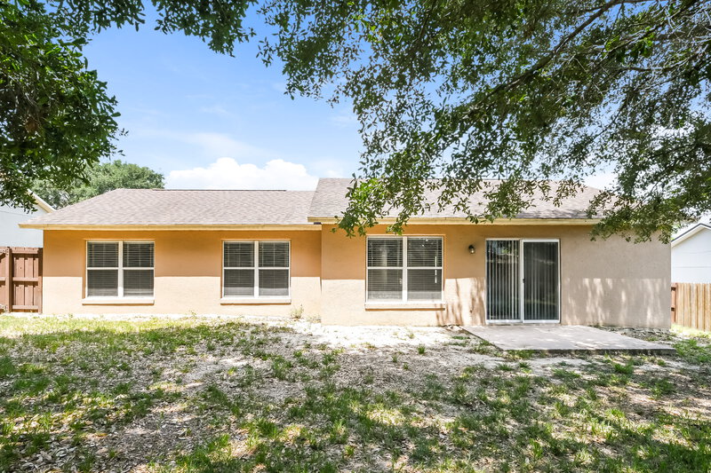2,430/Mo, 11534 Foxglove Drive Clermont, FL 34711 Rear View