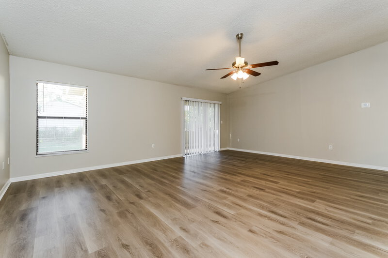1,770/Mo, 319 Colonade Court Poinciana, FL 34758 Living Room View