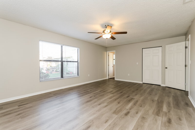 1,770/Mo, 319 Colonade Court Poinciana, FL 34758 Main Bedroom View 2