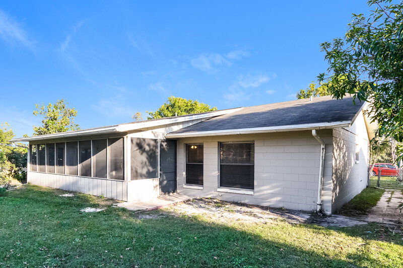 1,770/Mo, 319 Colonade Court Poinciana, FL 34758 Rear View