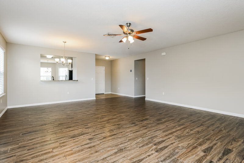 2,195/Mo, 5025 Brenton Manor Avenue Winter Haven, FL 33881 Living Room View 3