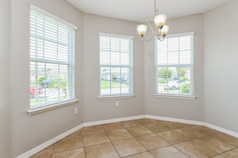 2,195/Mo, 5025 Brenton Manor Avenue Winter Haven, FL 33881 Dining Room View
