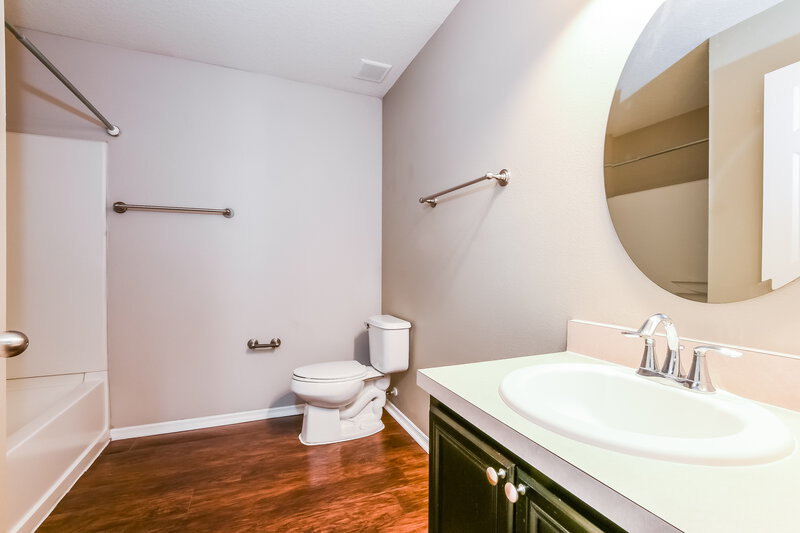 2,285/Mo, 2050 Wavy Leaf Court Apopka, FL 32712 Bathroom View