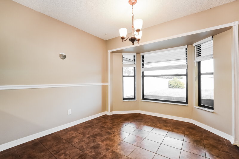 1,935/Mo, 92 Lake Daisy Boulevard Winter Haven, FL 33884 Dining Room View