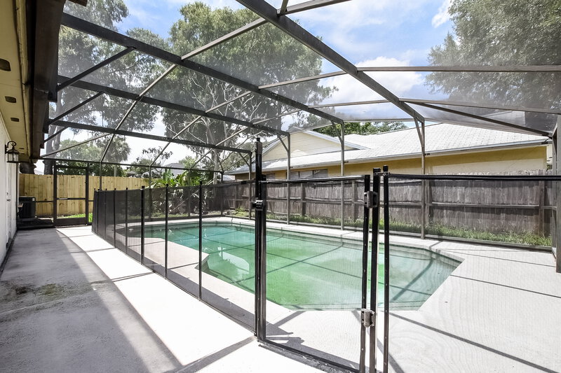 2,680/Mo, 534 S Sundance Drive Lake Mary, FL 32746 Pool View