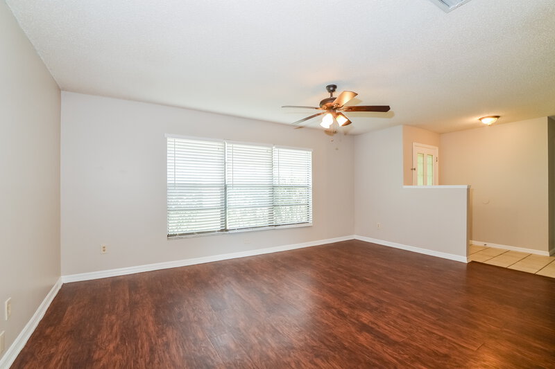 2,405/Mo, 9124 Palos Verde Drive Orlando, FL 32825 Living Room View