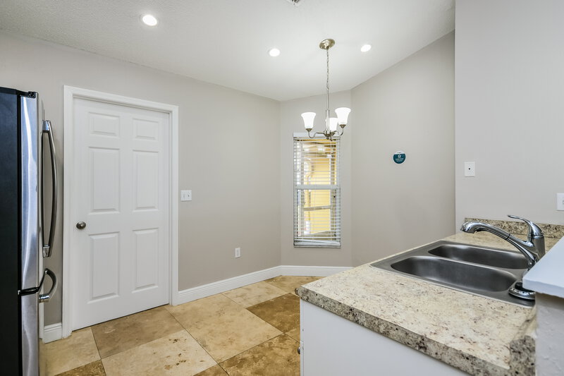 1,785/Mo, 106 Lake Daisy Terrace Winter Haven, FL 33884 Breakfast Nook View