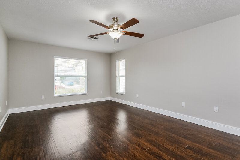 1,785/Mo, 106 Lake Daisy Terrace Winter Haven, FL 33884 Main Bedroom View